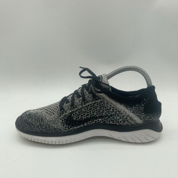 Mens Size 7 Nike Free Run Flyknit Oreo White Black Running Sneakers 942838-101 - Picture 5 of 8